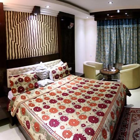 Hotel Raj Mandir Haridwār المظهر الخارجي الصورة
