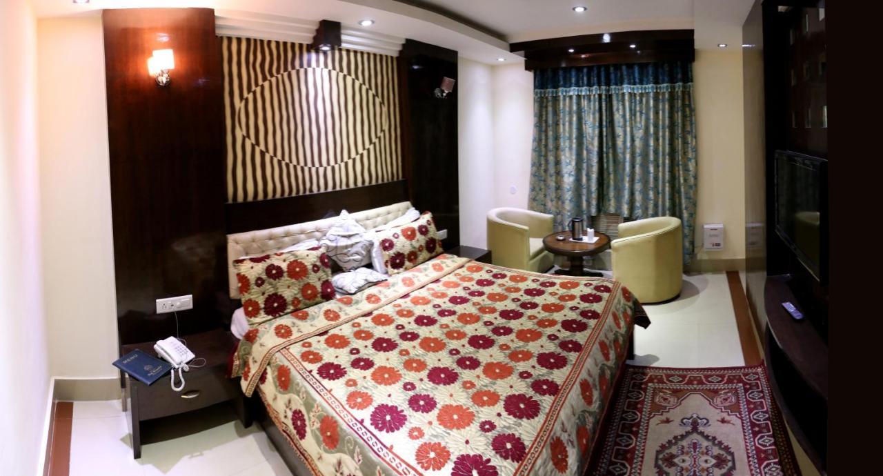 Hotel Raj Mandir Haridwār المظهر الخارجي الصورة
