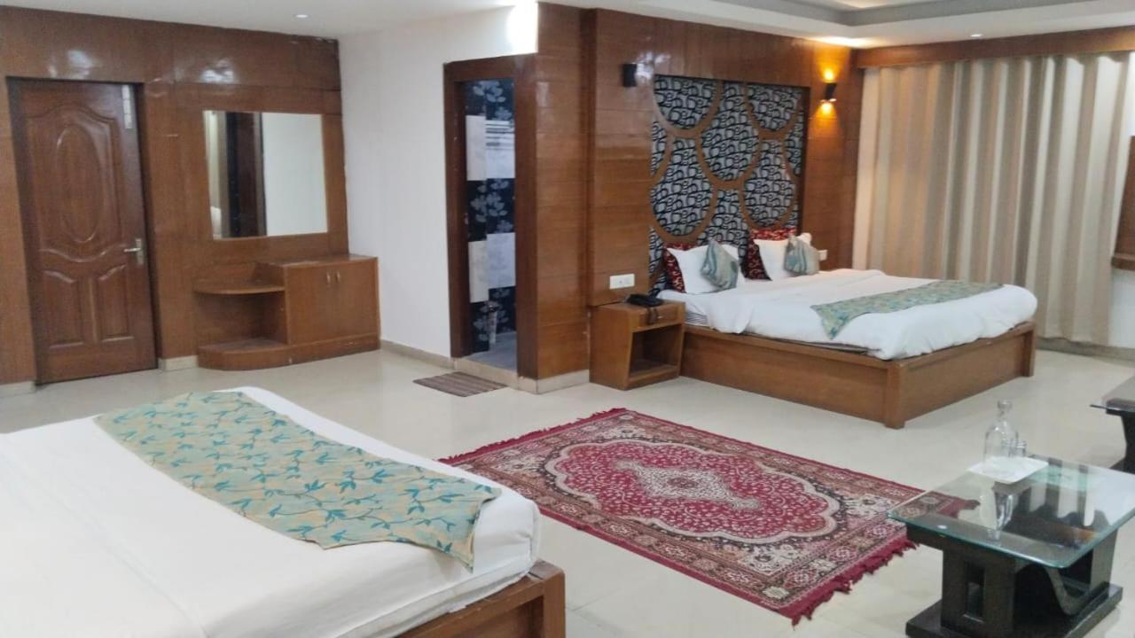 Hotel Raj Mandir Haridwār المظهر الخارجي الصورة